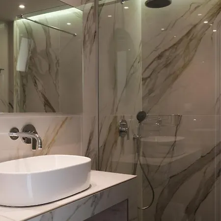 Terezas Ξενοδοχείο 4*